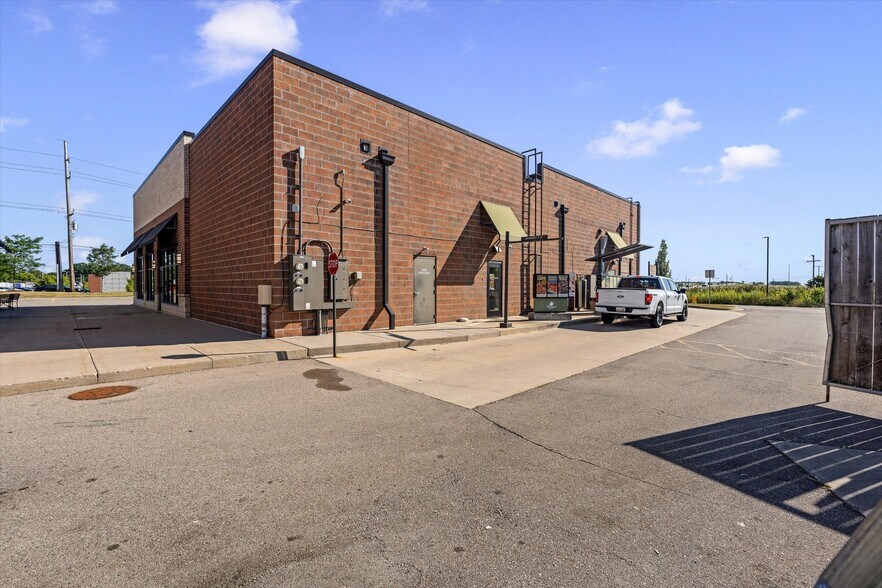 More Photos Of 24798 William P Rosso Hwy, Clinton Township Freestanding For Lease