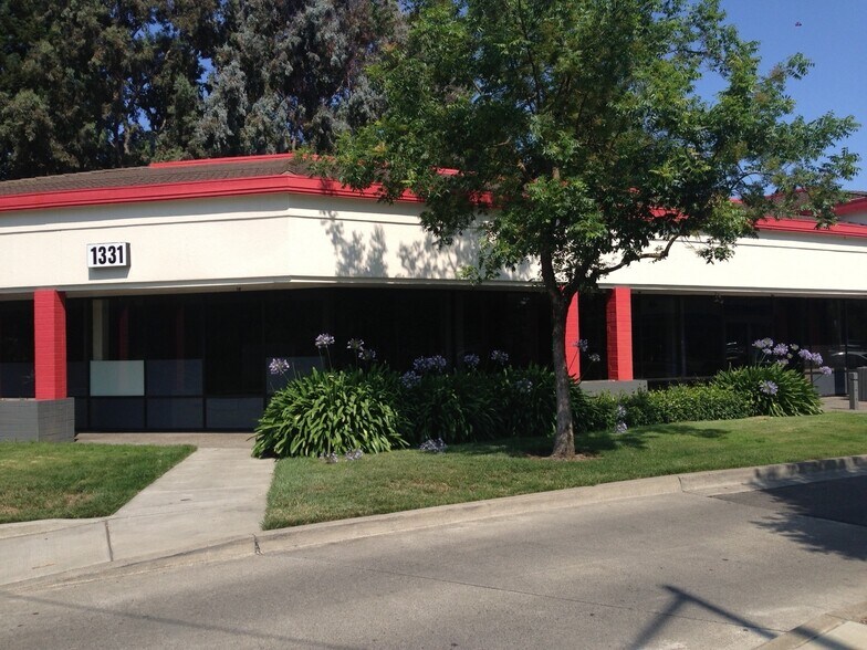 More Photos Of 1331 Guerneville Rd, Santa Rosa Unknown For Lease