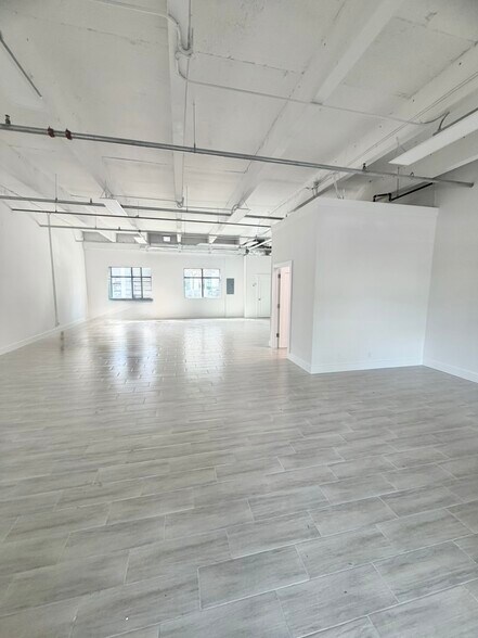 More Photos Of 9100 Belvedere Rd, Royal Palm Beach Loft Creative Space For Sale