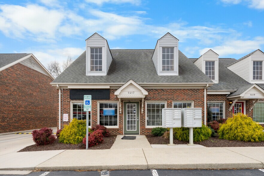 More Photos Of 1405-1437 Freeway Dr, Reidsville General Retail For Lease