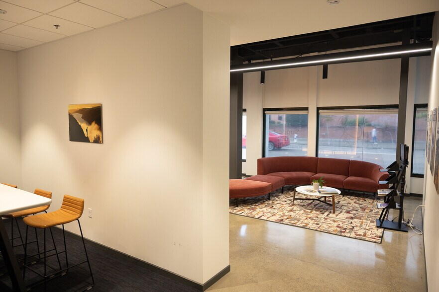 More Photos Of 416 B St, Santa Rosa Office For Sale