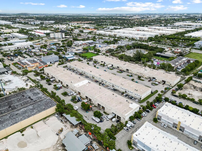 More Photos Of 10900 NW 21st St, Miami Warehouse For Sale