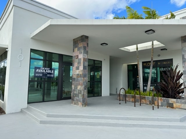 More Photos Of 101 SW 27th Ave, Fort Lauderdale General Retail For Lease