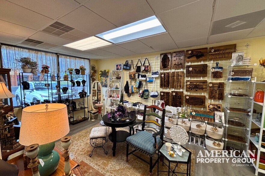 More Photos Of 21234 Olean Blvd, Port Charlotte Storefront Retail Office For Sale