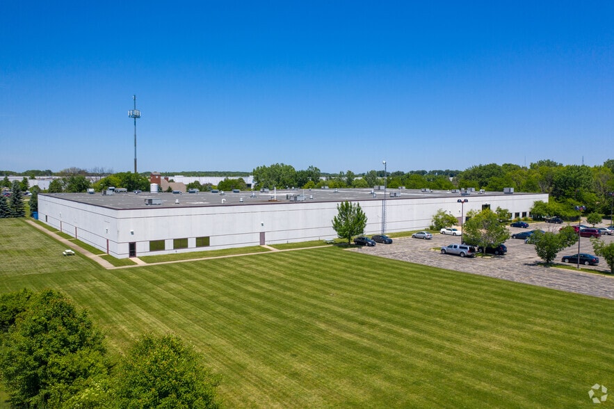 More Photos Of 2359 Diehl Rd, Aurora Industrial For Sale