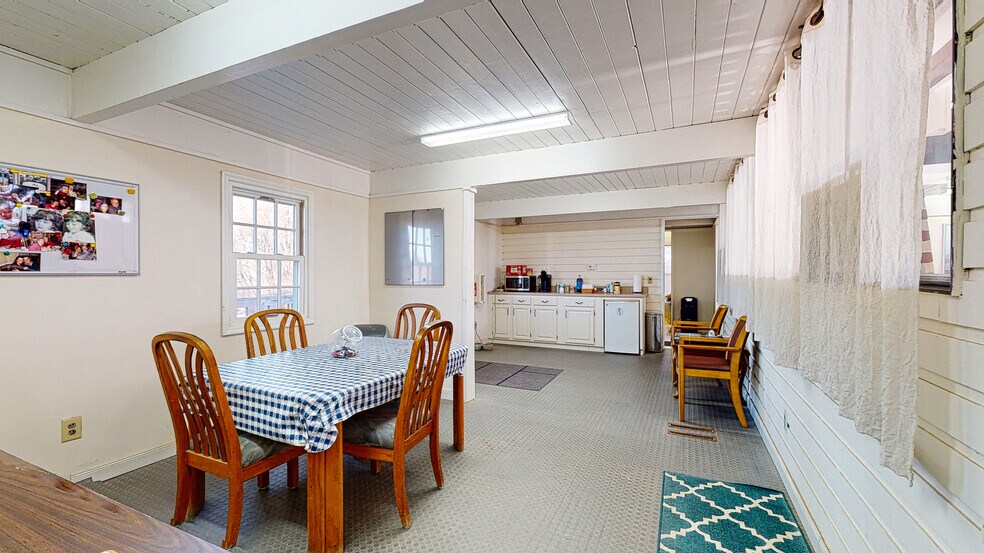 More Photos Of 1191 Dolsontown Rd, Middletown Loft Creative Space For Sale