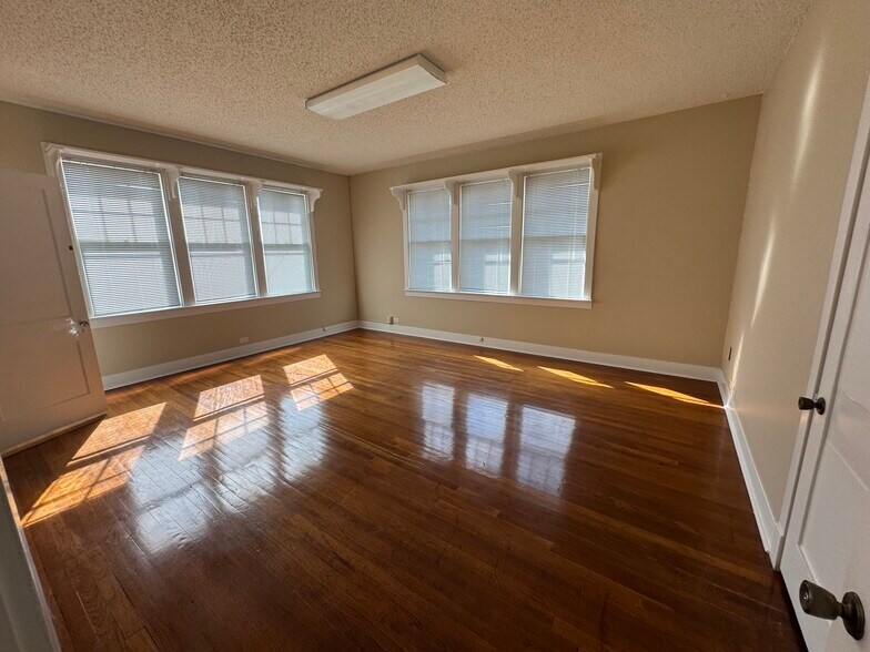 More Photos Of 436 S Fannin Ave, Tyler Office Residential For Sale