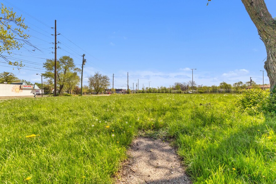 More Photos Of 5814 Washington St, Indianapolis Land For Sale