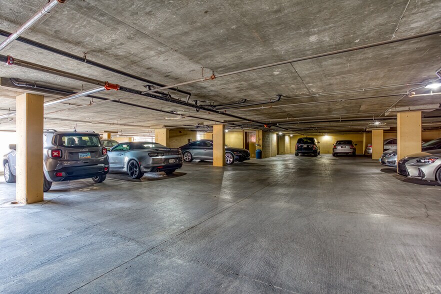 More Photos Of 732 S 6th St, Las Vegas Loft Creative Space For Lease