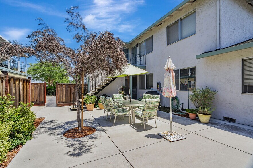 More Photos Of 869 Bing Dr, Santa Clara Apartments For Sale