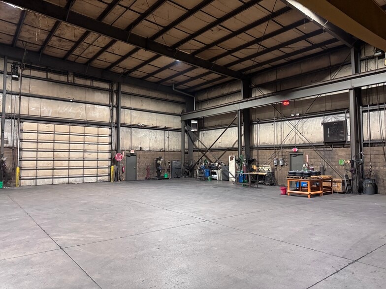 More Photos Of 3345 Fort Harrison Rd, Terre Haute Warehouse For Sale