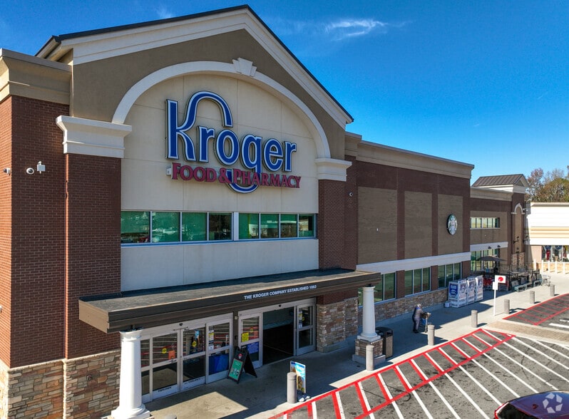 More Photos Of 3240 S Cobb Dr, Smyrna Unknown For Sale