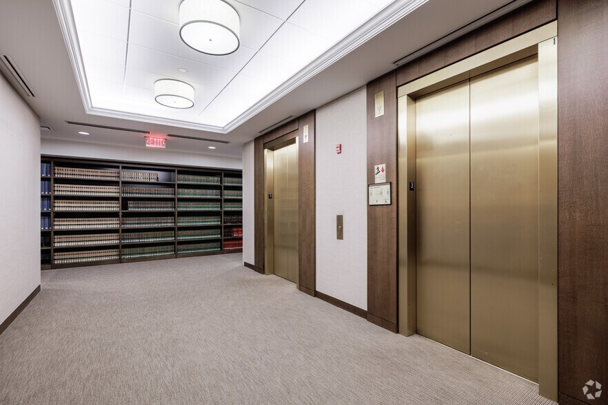 More Photos Of 1 Jefferson Rd, Parsippany Office For Sale