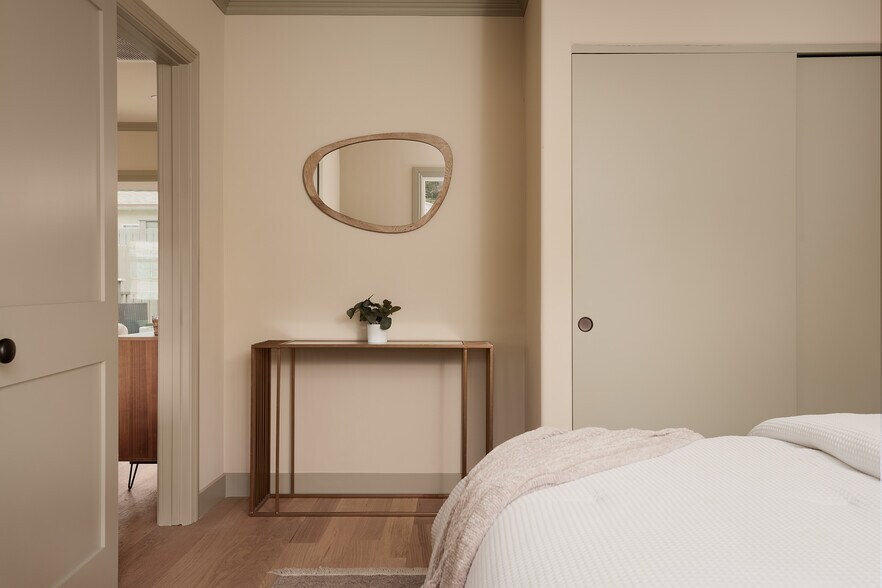 More Photos Of 1434 McDuff St, Los Angeles Apartments For Sale