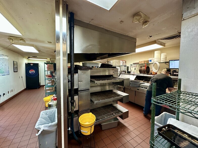 More Photos Of 6736 E Main St, Reynoldsburg Fast Food For Sale