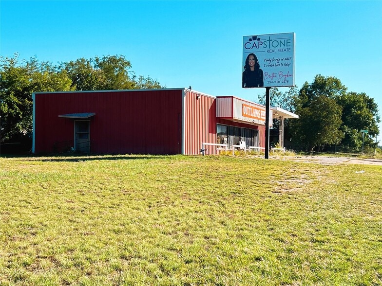 More Photos Of 506 W Loop 254, Ranger Convenience Store For Sale