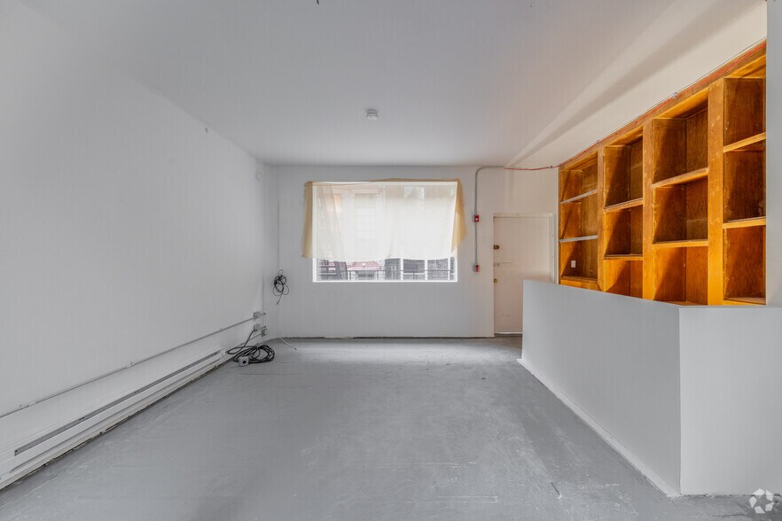 More Photos Of 54 Crosby St, New York Storefront For Lease