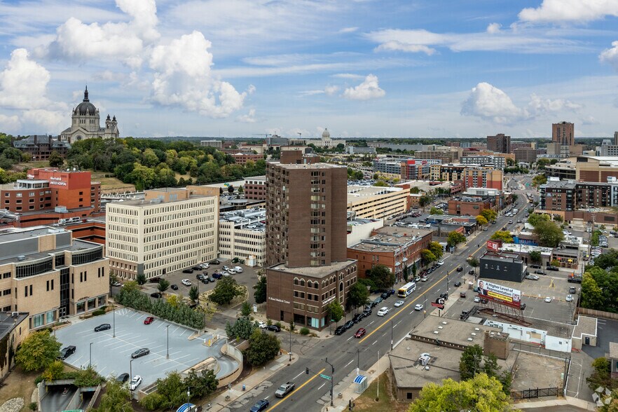 More Photos Of 360 Sherman St, Saint Paul Medical For Lease