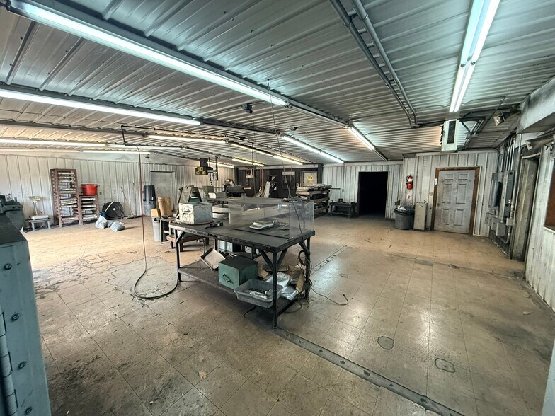 More Photos Of 13125 Old US Route 23, Catlettsburg Industrial For Sale