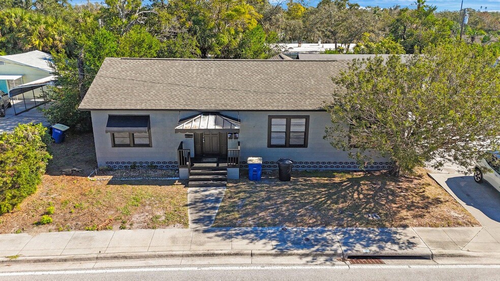 More Photos Of 1357 Overlea St, Clearwater Specialty For Sale