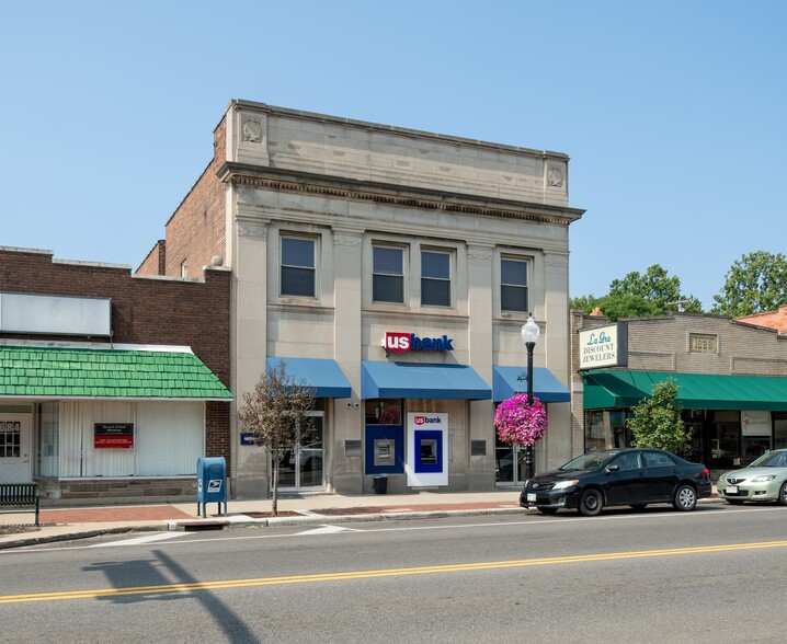 Primary Photo Of 680 Broadway Ave, Bedford Bank For Sale