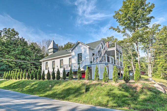 More Photos Of 279 Greenview Dr, Saylorsburg Religious Facility For Sale