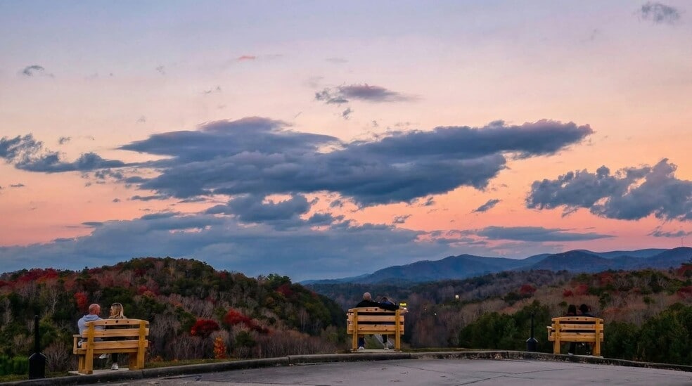 More Photos Of 43 Coosawatee Drive, East Ellijay Hotel For Sale