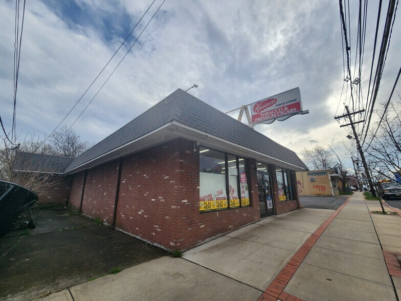More Photos Of 550 Hamilton St, Somerset Convenience Store For Sale