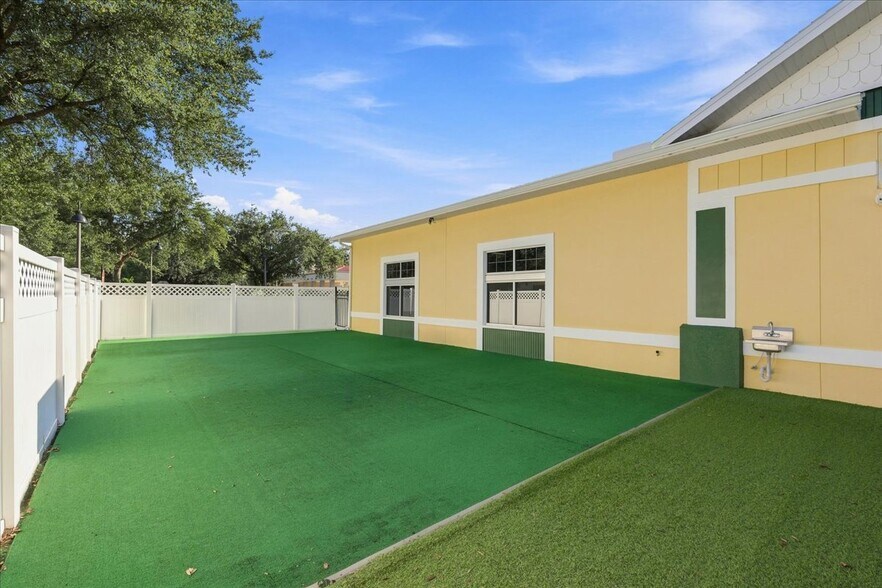 More Photos Of 191 Endicott Way, Deland Schools For Sale