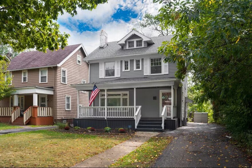 Primary Photo Of 3589 Cedarbrook Rd, Cleveland Heights Specialty For Sale