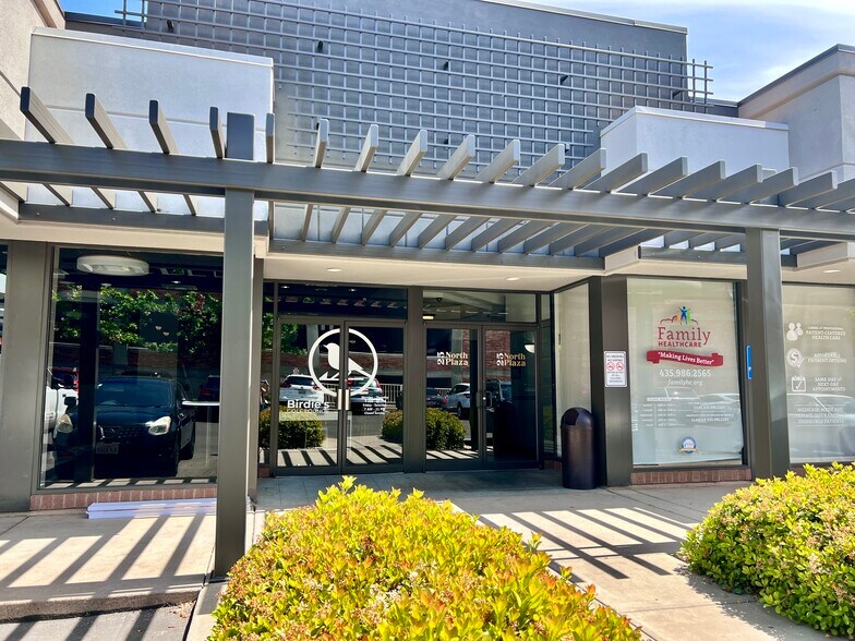 Primary Photo Of 25 N 100 E, St George Unknown For Lease