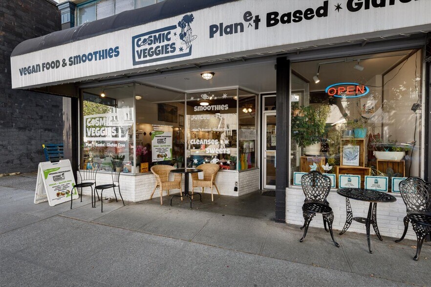 More Photos Of 619 Commercial Ave, Anacortes Storefront Retail Office For Sale