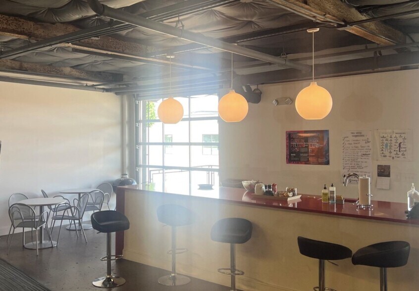 More Photos Of 2001 Irving Blvd, Dallas Research And Development For Sale