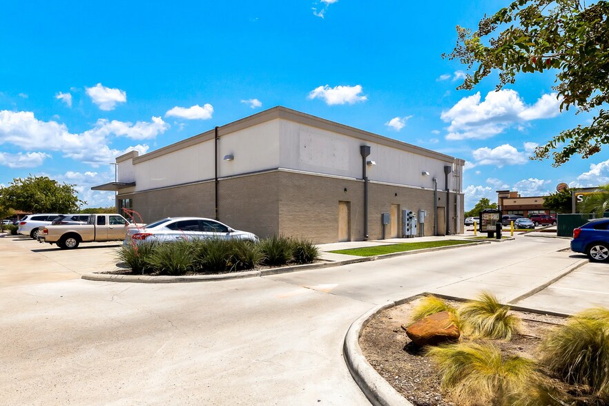 More Photos Of 1802 S 77 Sunshine Strip, Harlingen Storefront Retail Office For Sale
