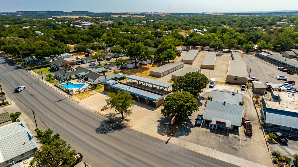 More Photos Of 405 S Washington St, Fredericksburg Carwash For Sale
