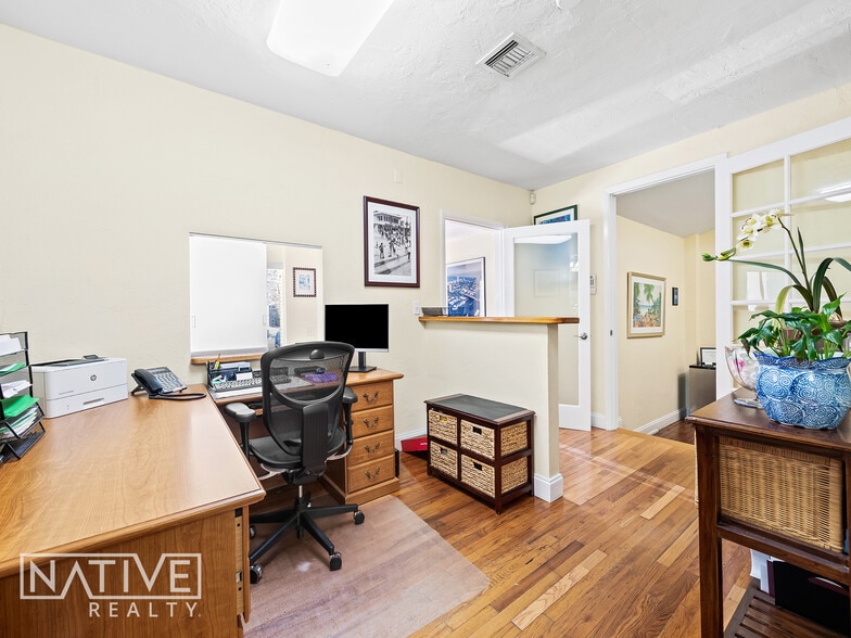 More Photos Of 103 NE 4th St, Fort Lauderdale Office For Sale