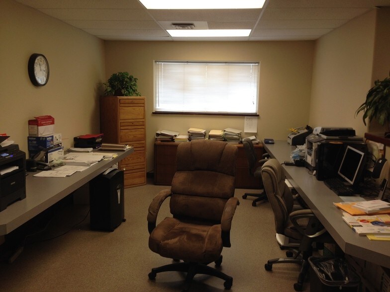 More Photos Of 1320 N Atlantic St, Spokane Office For Lease