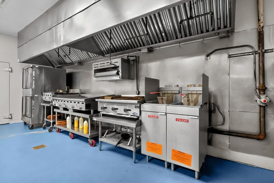 More Photos Of 983 N Highway 123 Byp, Seguin Restaurant For Sale