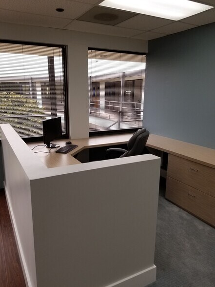 More Photos Of 13 Corporate Plaza Dr, Newport Beach Office For Lease