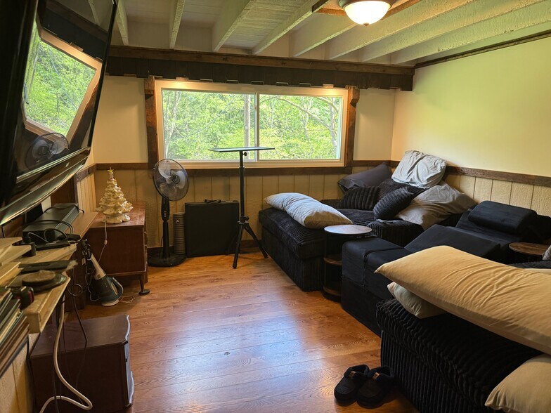 More Photos Of 11811 Gaston Rd, Negley Land For Sale