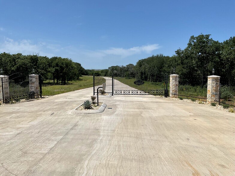 More Photos Of 1657 Private Access 60200, Burleson Land For Sale