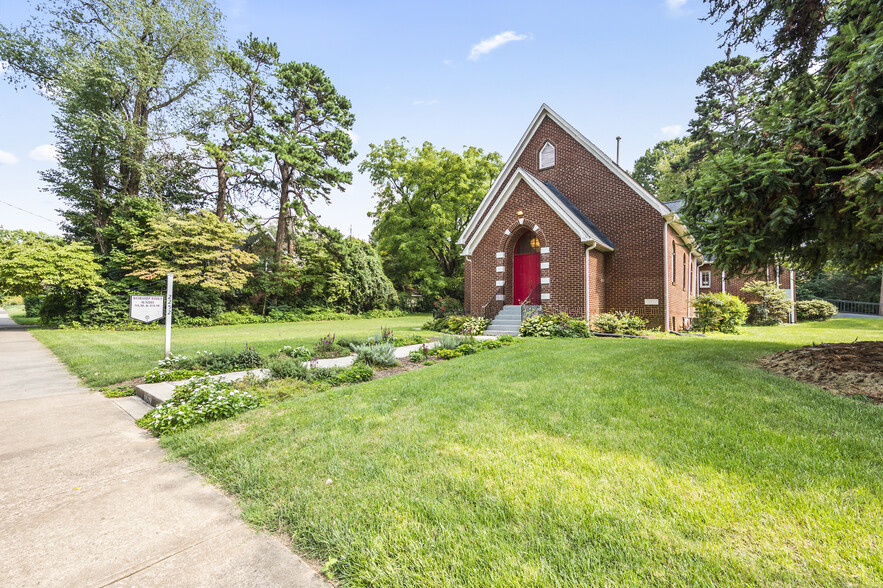 Primary Photo Of 2252 Queen St, Winston-Salem Religious Facility For Sale