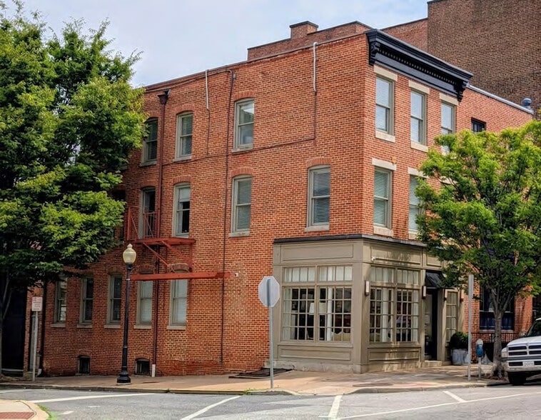 More Photos Of 24 W Chase St, Baltimore Office For Sale