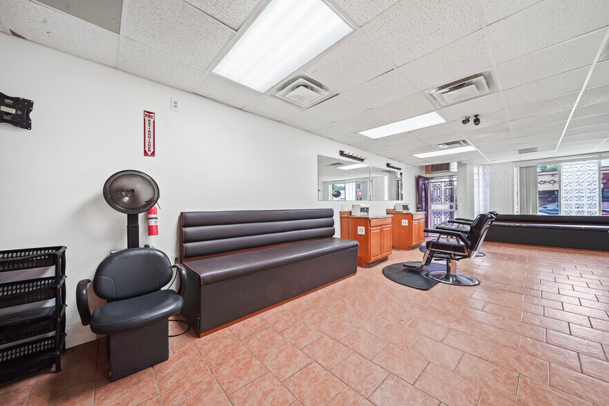 More Photos Of 16124 W 7 Mile Rd, Detroit Storefront For Sale