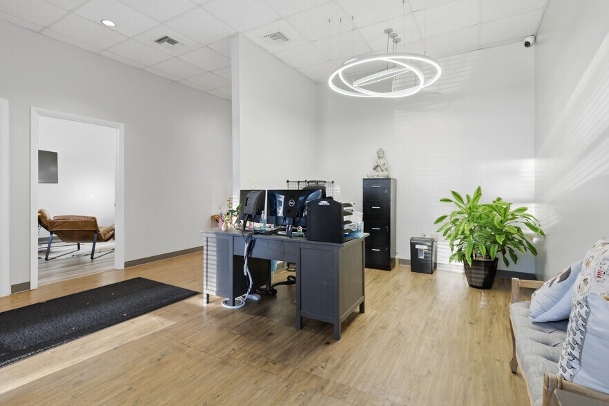 More Photos Of , Sunrise Office For Sale