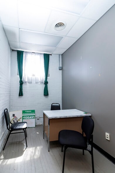More Photos Of 1131 Broadway St, Buffalo Office For Sale
