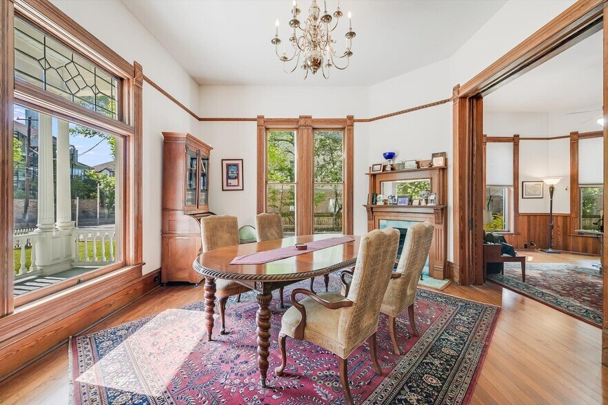 More Photos Of 2210 San Gabriel St, Austin Office Residential For Sale