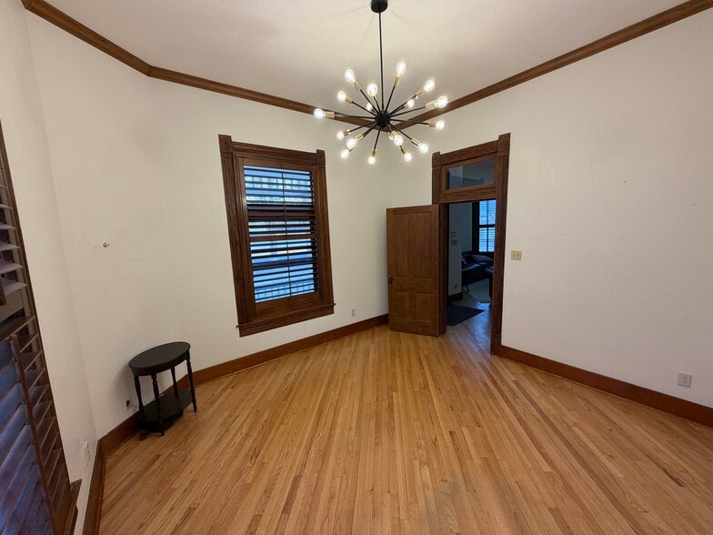 More Photos Of 203 Leland St, Austin Office For Lease