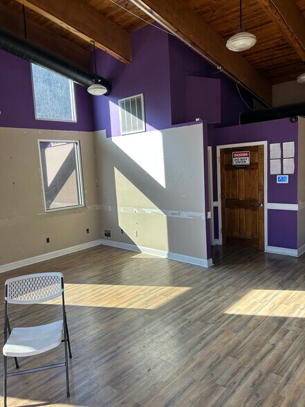 More Photos Of 107 Nick Savas Dr, Logan General Retail For Lease