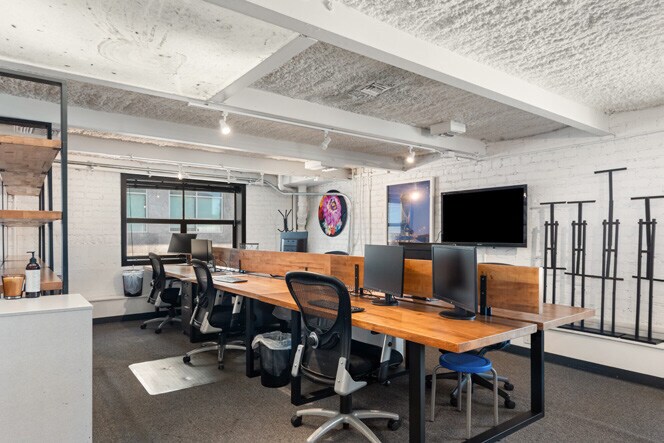 More Photos Of 9247 Alden Dr, Beverly Hills Office For Lease